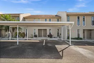 4803 SW Santa Barbara Ct, Cape Coral, FL 33914 - Photo 3