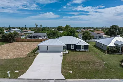 9417 Heartwellville Avenue, Englewood, FL 34224 - Photo 13
