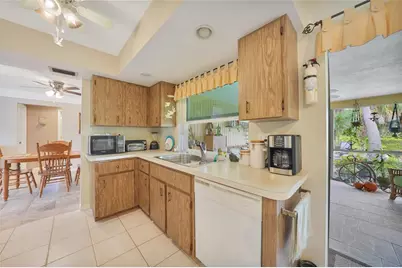 22554 Laika Avenue, Port Charlotte, FL 33952 - Photo 9