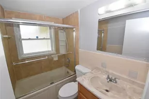 11025 Pickering Ln, Port Richey, FL 34668 - Photo 13