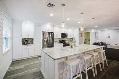 625 E Baffin Drive, Venice, FL 34293 - Photo 9