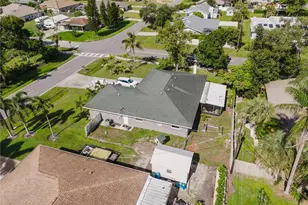 625 E Baffin Dr, Venice, FL 34293 - Photo 41