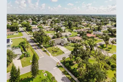 625 E Baffin Drive, Venice, FL 34293 - Photo 43