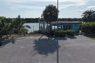 625 E Baffin Dr, Venice, FL 34293 - Photo 49