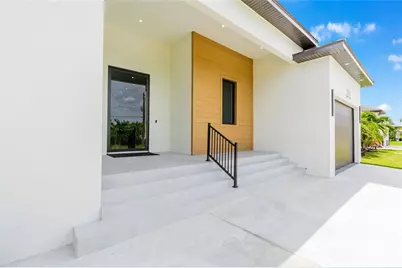 8124 Tecumseh Circle, Port Charlotte, FL 33981 - Photo 11
