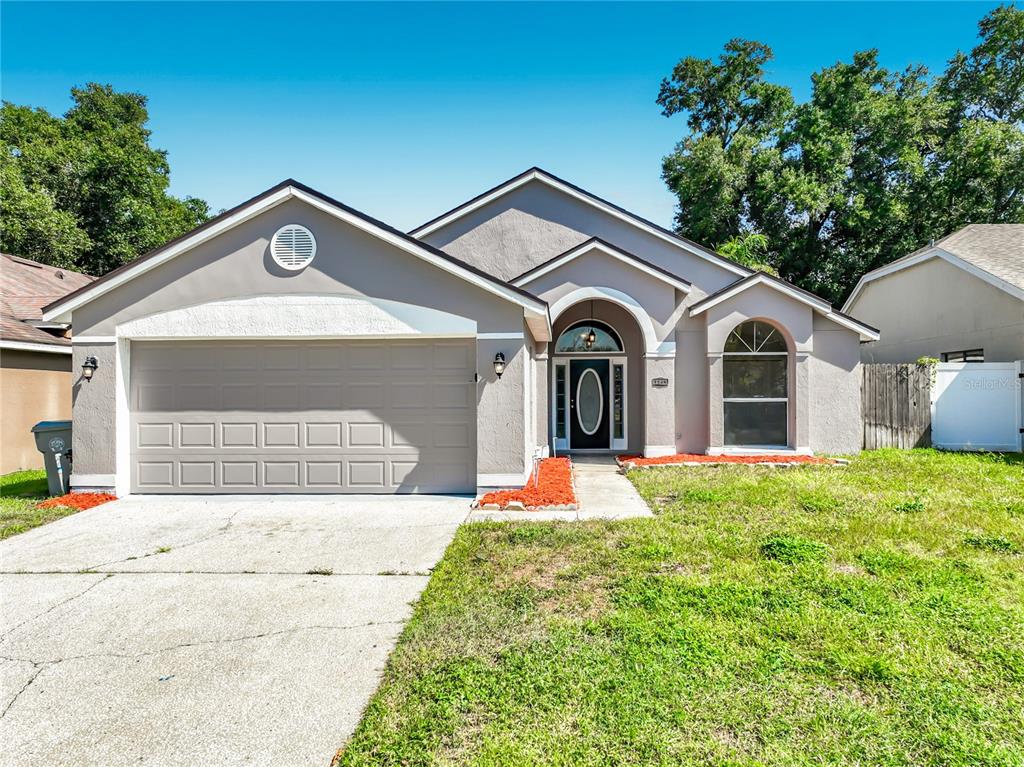1365 Crawford Dr - 1365 Crawford Dr, Apopka, FL 32703 Luxury Property | Jose Angel Pina
