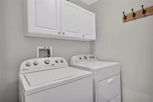 1406 Woodcrest Ln, North Port, FL 34286 - Photo 25