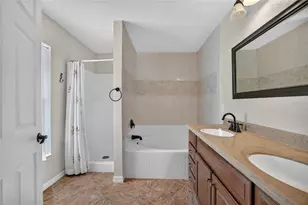 1406 Woodcrest Ln, North Port, FL 34286 - Photo 19