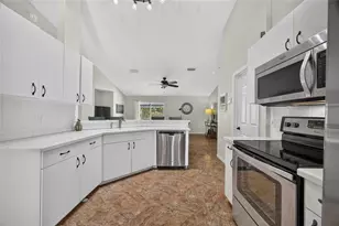 1406 Woodcrest Ln, North Port, FL 34286 - Photo 9