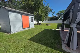 509 Reading St NW, Port Charlotte, FL 33952 - Photo 21