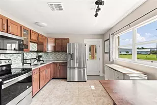 3173 Peace River Dr, Punta Gorda, FL 33983 - Photo 13