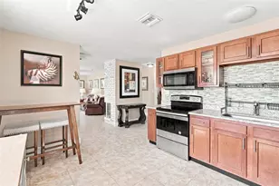 3173 Peace River Dr, Punta Gorda, FL 33983 - Photo 15