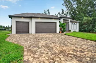15761 Aqua Cir, Port Charlotte, FL 33981 - Photo 3