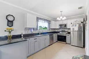 6249 Drucker Cir, Port Charlotte, FL 33981 - Photo 7