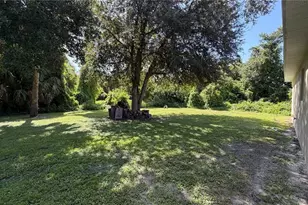 1212 Impala St, North Port, FL 34288 - Photo 23