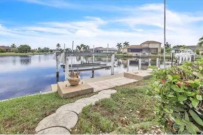 596 Macedonia Drive, Punta Gorda, FL 33950 - Photo 3