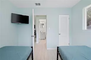 6761 Hibiscus Ave S, South Pasadena, FL 33707 - Photo 21