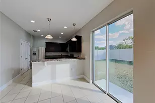 7033 Feather Wood Dr, Ruskin, FL 33573 - Photo 11