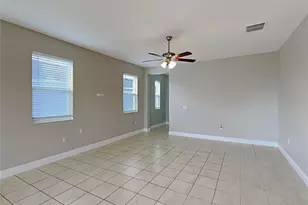 7033 Feather Wood Dr, Ruskin, FL 33573 - Photo 9
