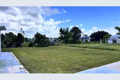 1305 Kingfisher Drive, Englewood, FL 34224 - Photo 5