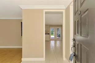 3727 Prado Dr, Sarasota, FL 34235 - Photo 9