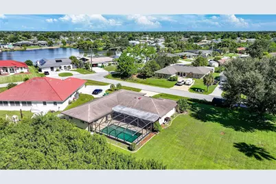 23107 Maclellan Avenue, Port Charlotte, FL 33980 - Photo 47