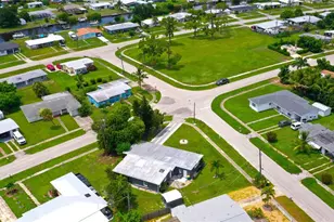 721 Sharon Circle, Port Charlotte, FL 33952 - Photo 55