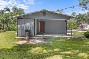 702 Church Ave SW, Live Oak, FL 32064 - Photo 3
