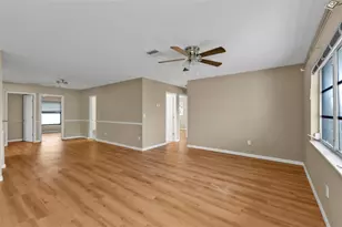 8172 Trionfo Ave, North Port, FL 34287 - Photo 7