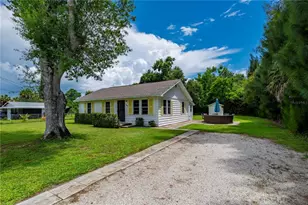 809 Burland St, Punta Gorda, FL 33950 - Photo 3