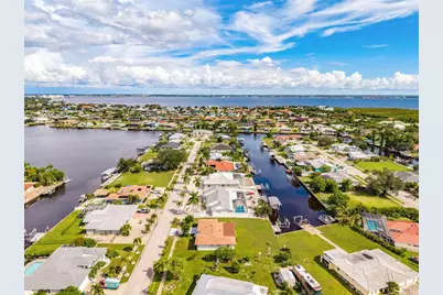155 Morgan Lane SE, Port Charlotte, FL 33952 - Photo 3