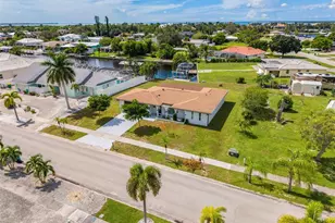 155 Morgan Ln SE, Port Charlotte, FL 33952 - Photo 3