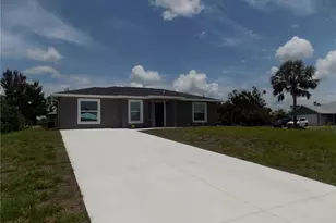 30514 Alder Rd, Punta Gorda, FL 33982 - Photo 1