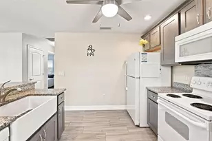 10100 Amelia Ave, Englewood, FL 34224 - Photo 7