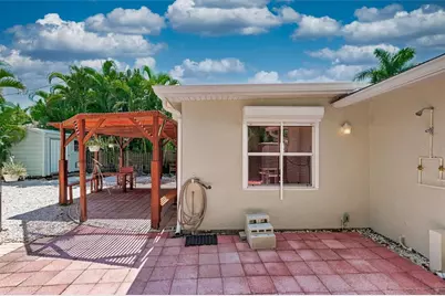 617 W Olympia Avenue, Punta Gorda, FL 33950 - Photo 37