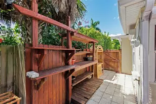617 W Olympia Ave, Punta Gorda, FL 33950 - Photo 29
