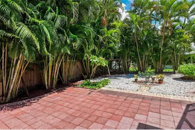 617 W Olympia Avenue, Punta Gorda, FL 33950 - Photo 31