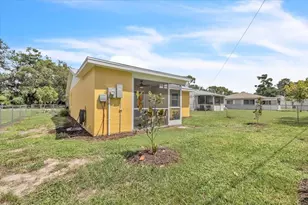 537 Capitol St, North Fort Myers, FL 33903 - Photo 25
