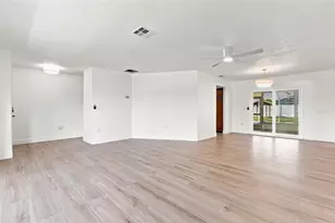 9942 Gulfstream Blvd, Englewood, FL 34224 - Photo 5
