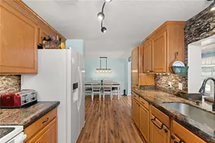 751 Nantucket Rd, Venice, FL 34293 - Photo 13