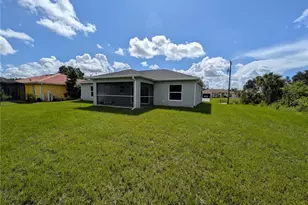 1135 N San Mateo Dr, North Port, FL 34288 - Photo 27