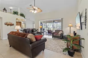 40 Clubhouse Ct, Rotonda West, FL 33947 - Photo 11