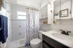 6913 W Clifton St, Tampa, FL 33634 - Photo 23