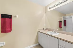 4259 Bellasol Cir, Fort Myers, FL 33916 - Photo 17