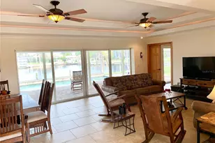 844 Pamela Dr, Punta Gorda, FL 33950 - Photo 3