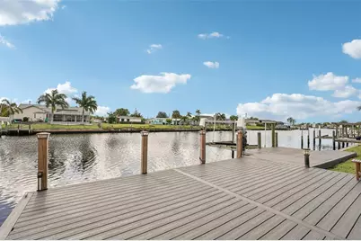 289 W Tarpon Boulevard NW, Port Charlotte, FL 33952 - Photo 5