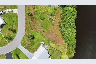 213 Waterway Circle NE, Port Charlotte, FL 33952 - Photo 5