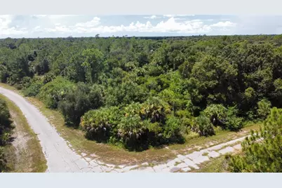 N Holloway Avenue, North Port, FL 34288 - Photo 5