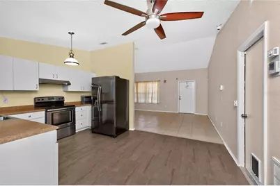 18407 Avon Avenue, Port Charlotte, FL 33948 - Photo 15