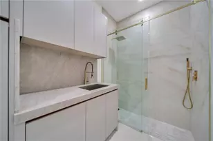 2421 N Santa Barbara Blvd N, Cape Coral, FL 33993 - Photo 23